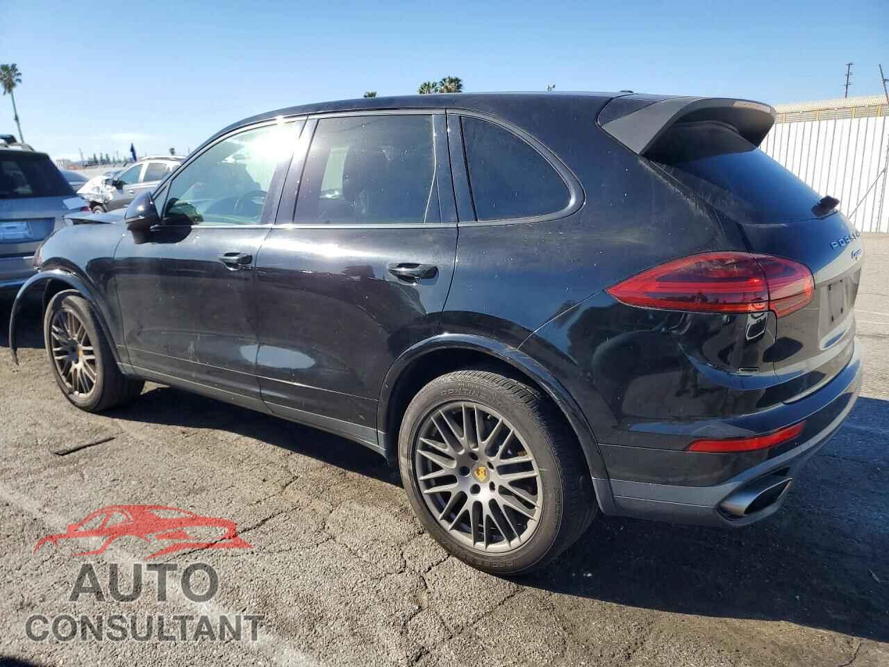 PORSCHE CAYENNE 2017 - WP1AA2A21HKA80985