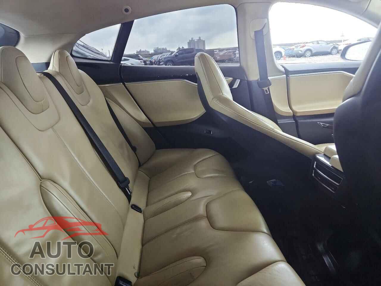 TESLA MODEL S 2014 - 5YJSA1S17EFP51123
