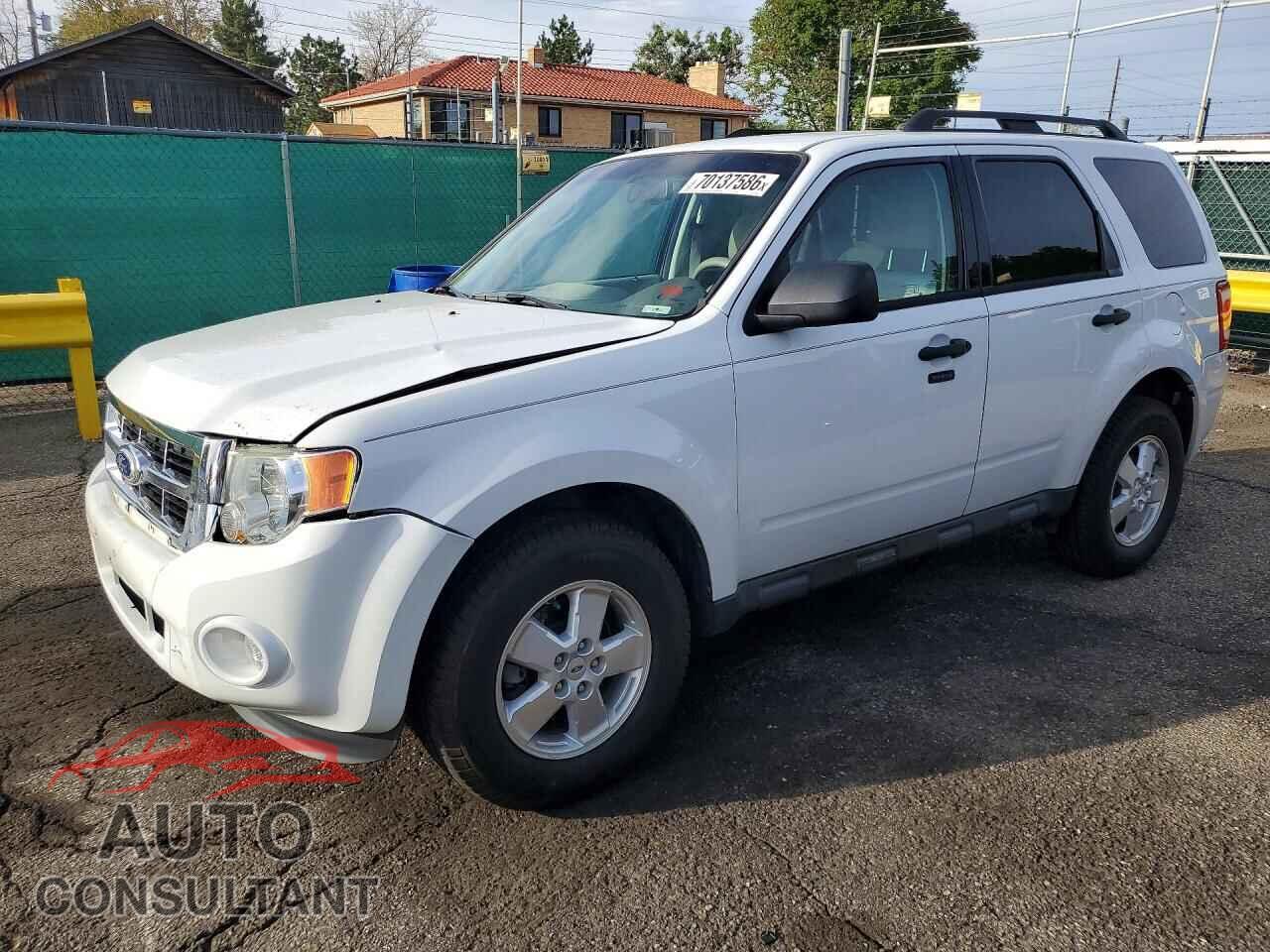 FORD ESCAPE 2010 - 1FMCU9DG8AKD28362