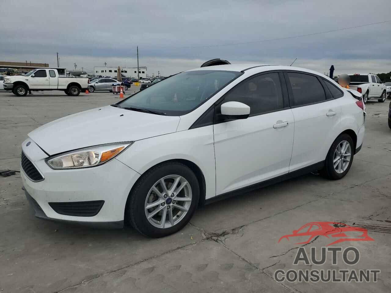 FORD FOCUS 2018 - 1FADP3F28JL286855