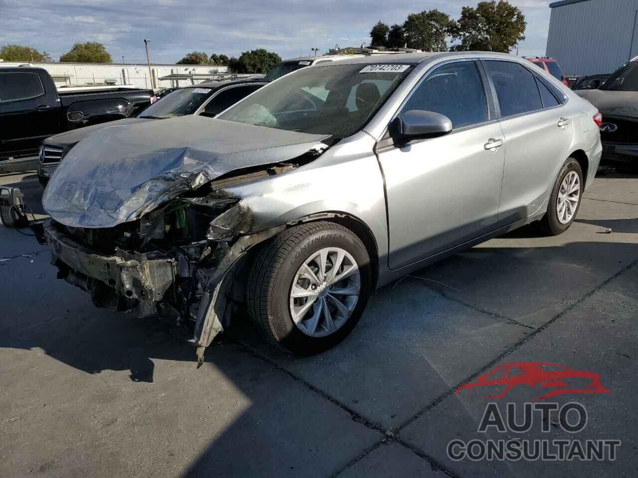 TOYOTA CAMRY 2015 - 4T4BF1FK7FR487111