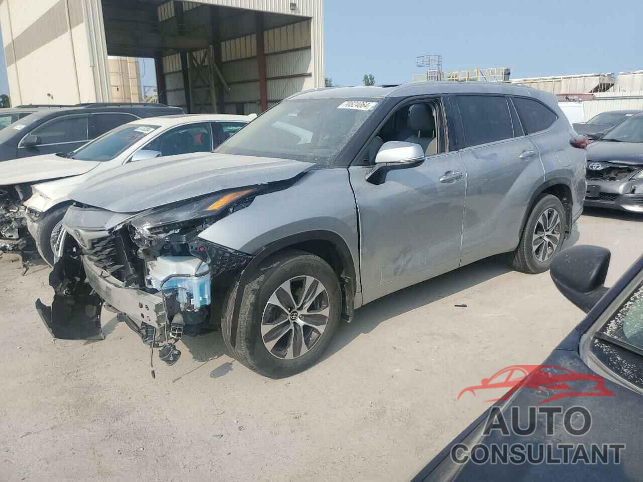 TOYOTA HIGHLANDER 2023 - 5TDKDRBH2PS009388