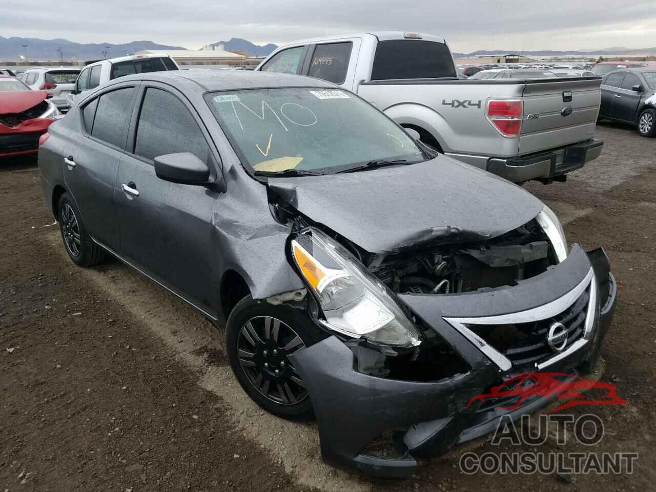NISSAN VERSA 2018 - 3N1CN7AP9JL864071