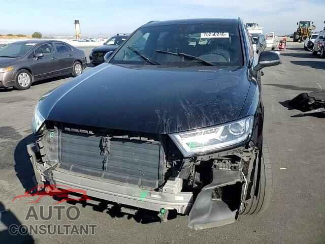 AUDI Q7 2017 - WA1LAAF75HD006217