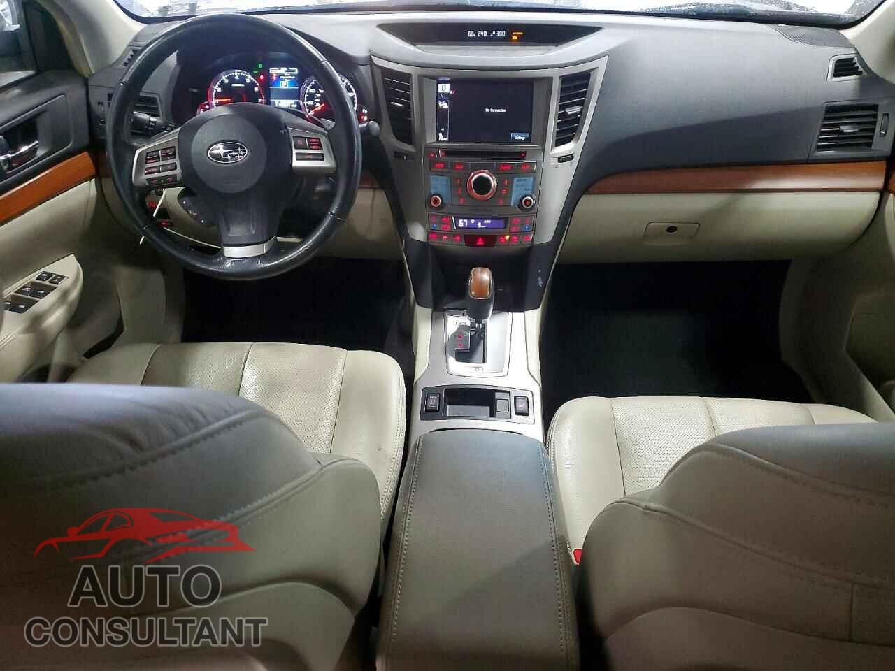 SUBARU OUTBACK 2013 - 4S4BRCLC4D3231764