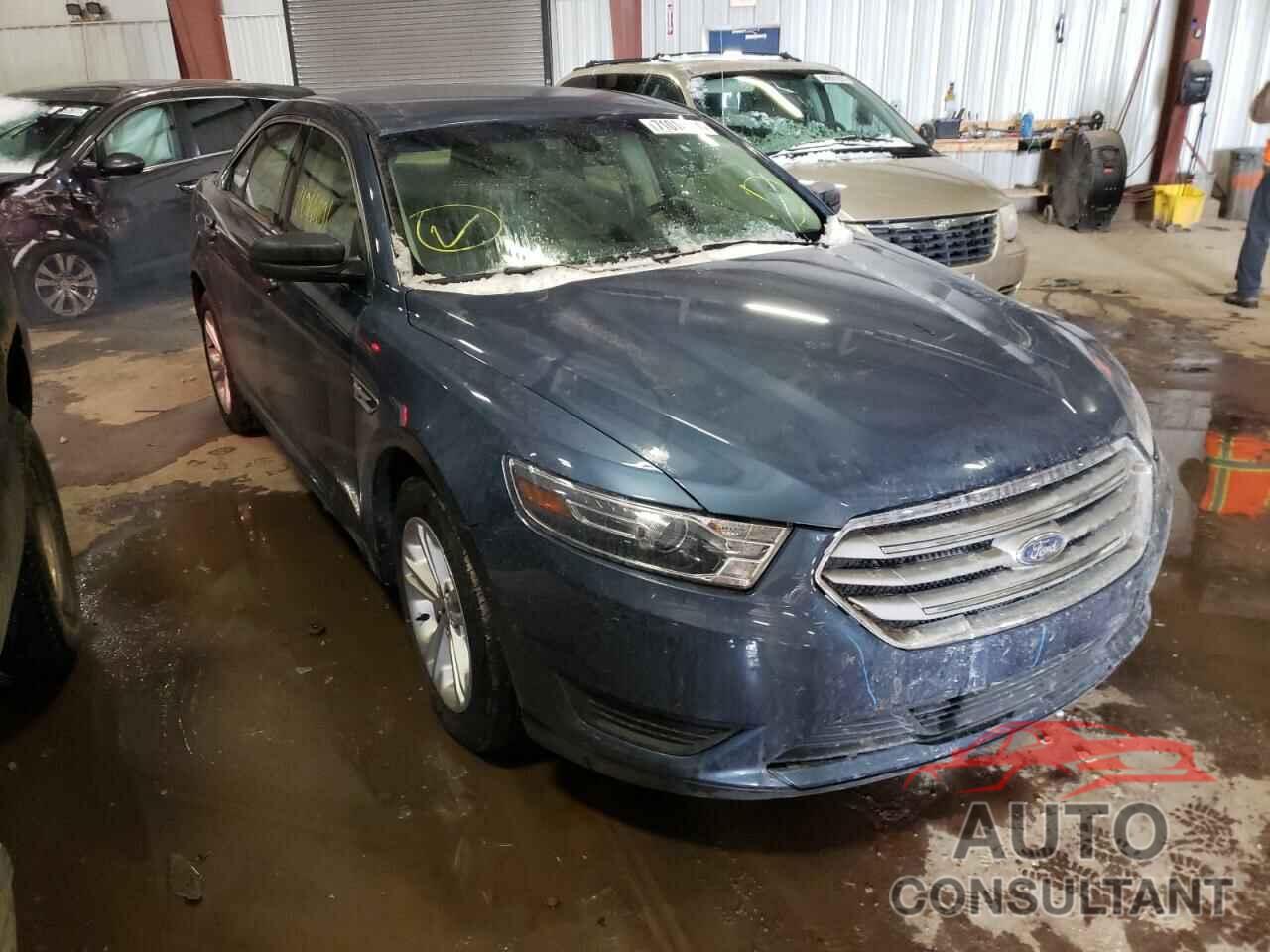 FORD TAURUS 2018 - 1FAHP2D80JG106425