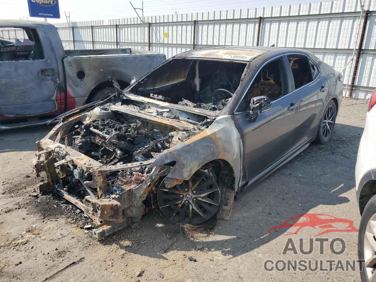 TOYOTA CAMRY 2019 - 4T1B61HK2KU820946