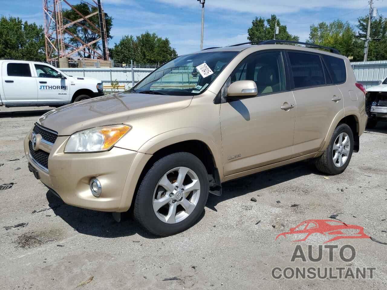 TOYOTA RAV4 2010 - JTMYF4DV1A5030403