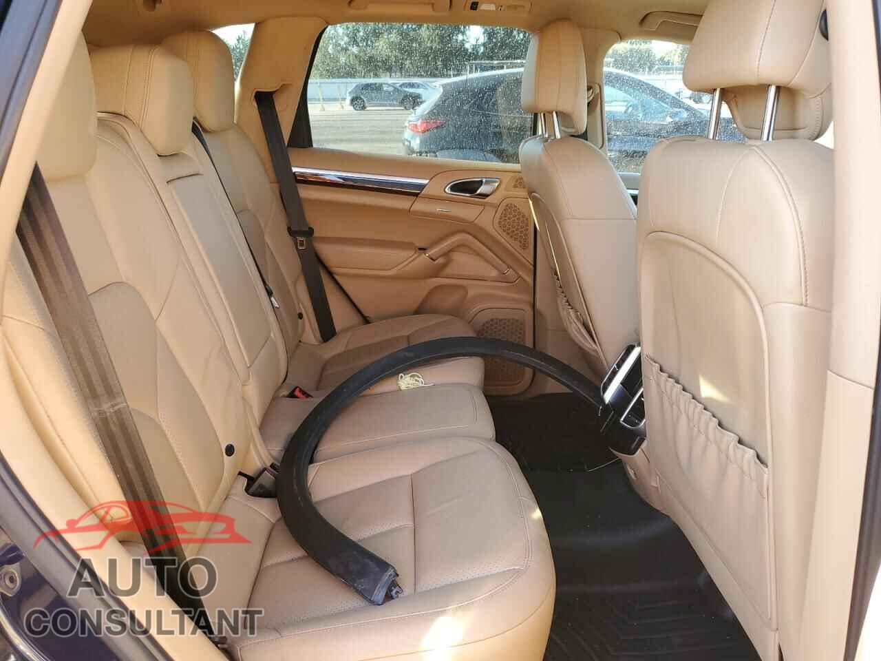 PORSCHE CAYENNE 2012 - WP1AA2A24CLA04826