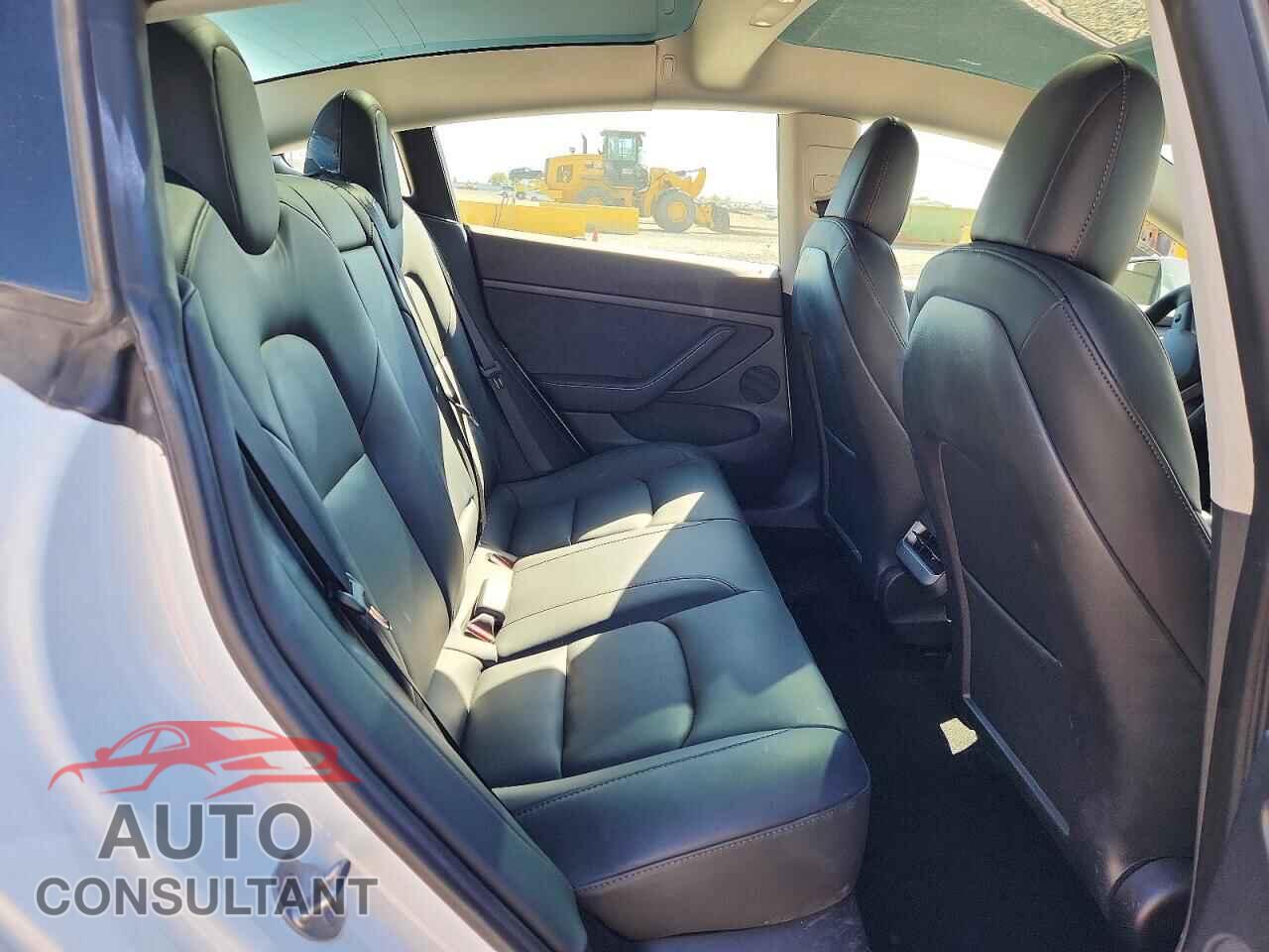 TESLA MODEL 3 2023 - 5YJ3E1EB8PF390761