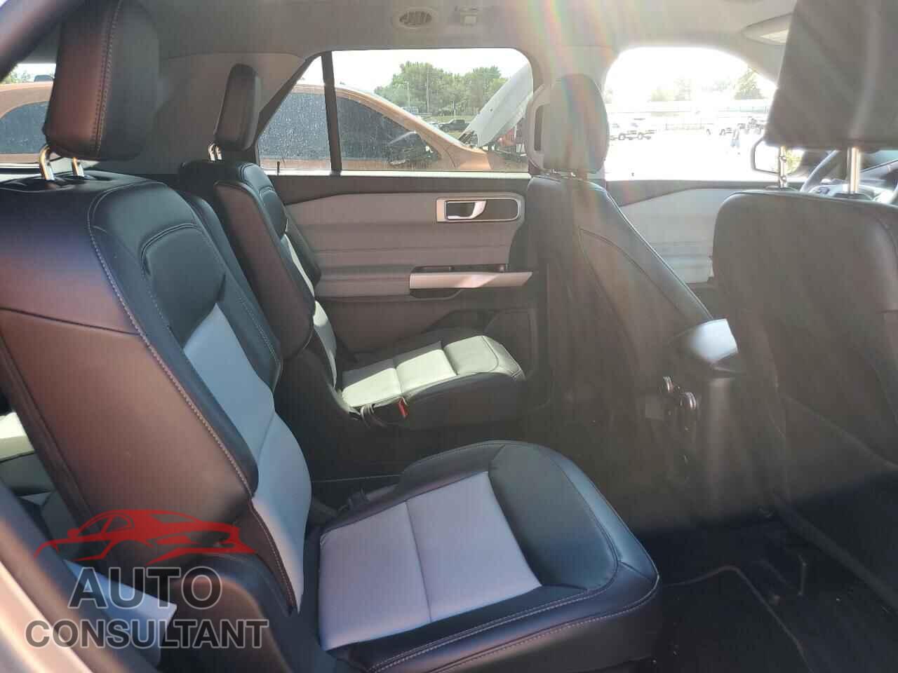 FORD EXPLORER 2023 - 1FMSK8DH1PGB49631