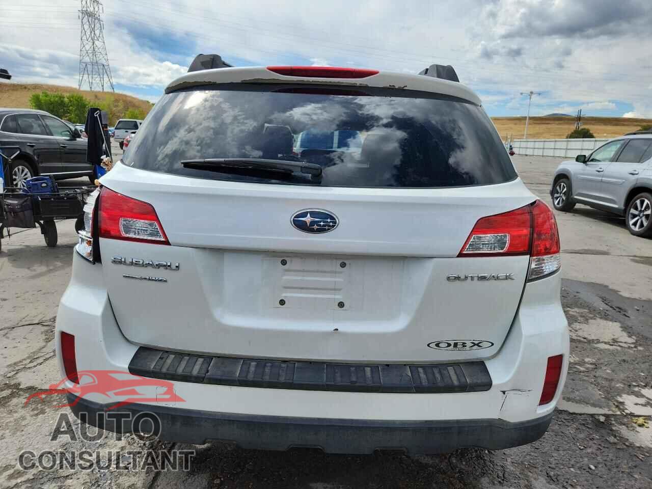 SUBARU OUTBACK 2013 - 4S4BRCCC8D3304747