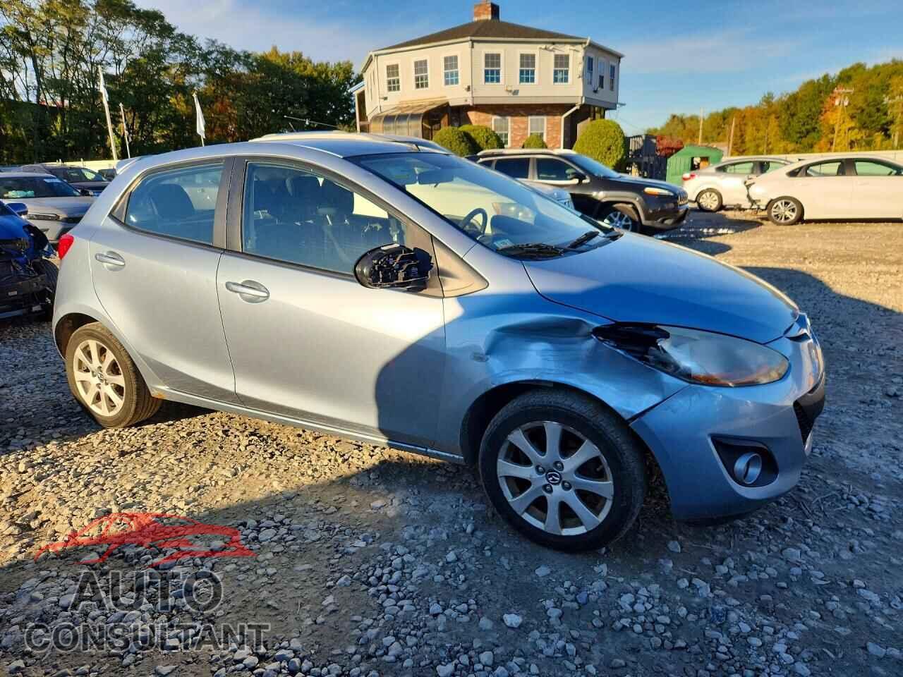 MAZDA 2 2013 - JM1DE1LY4D0158065