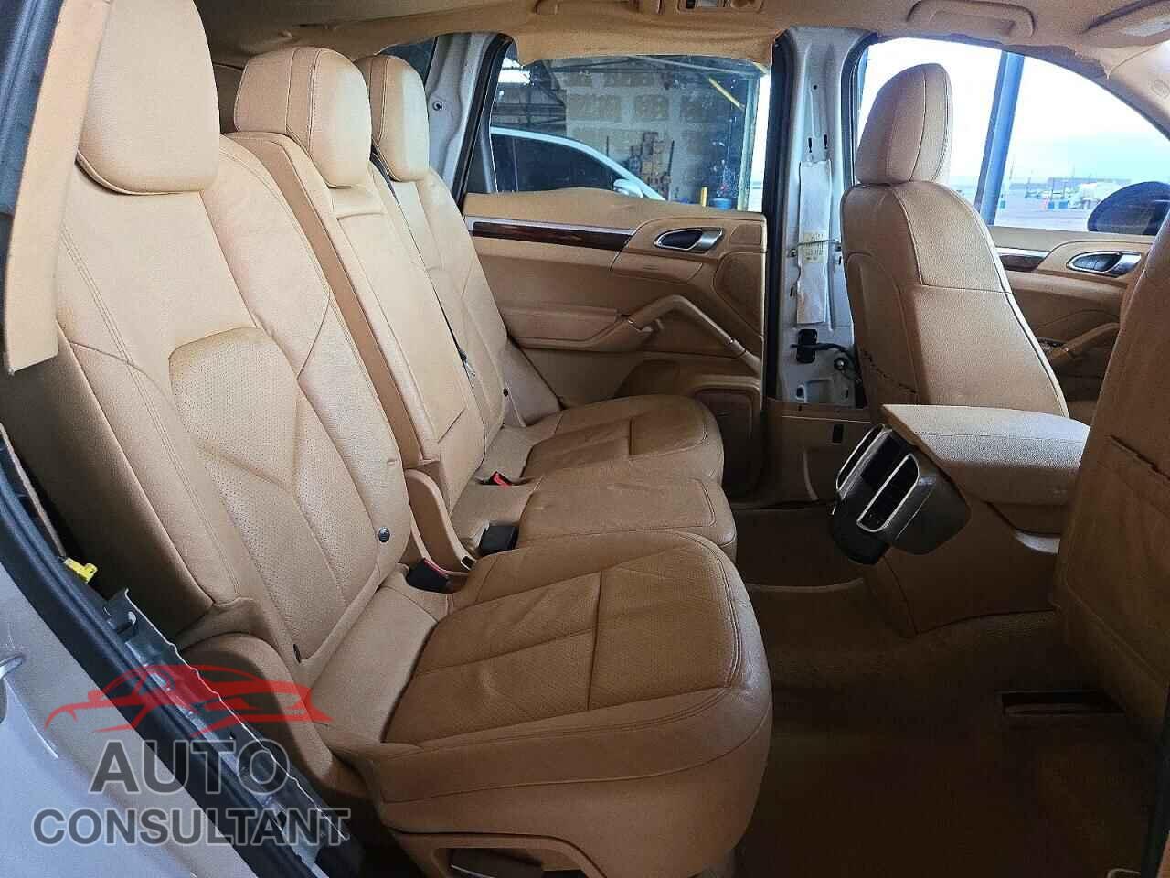 PORSCHE CAYENNE 2012 - WP1AA2A27CLA06408