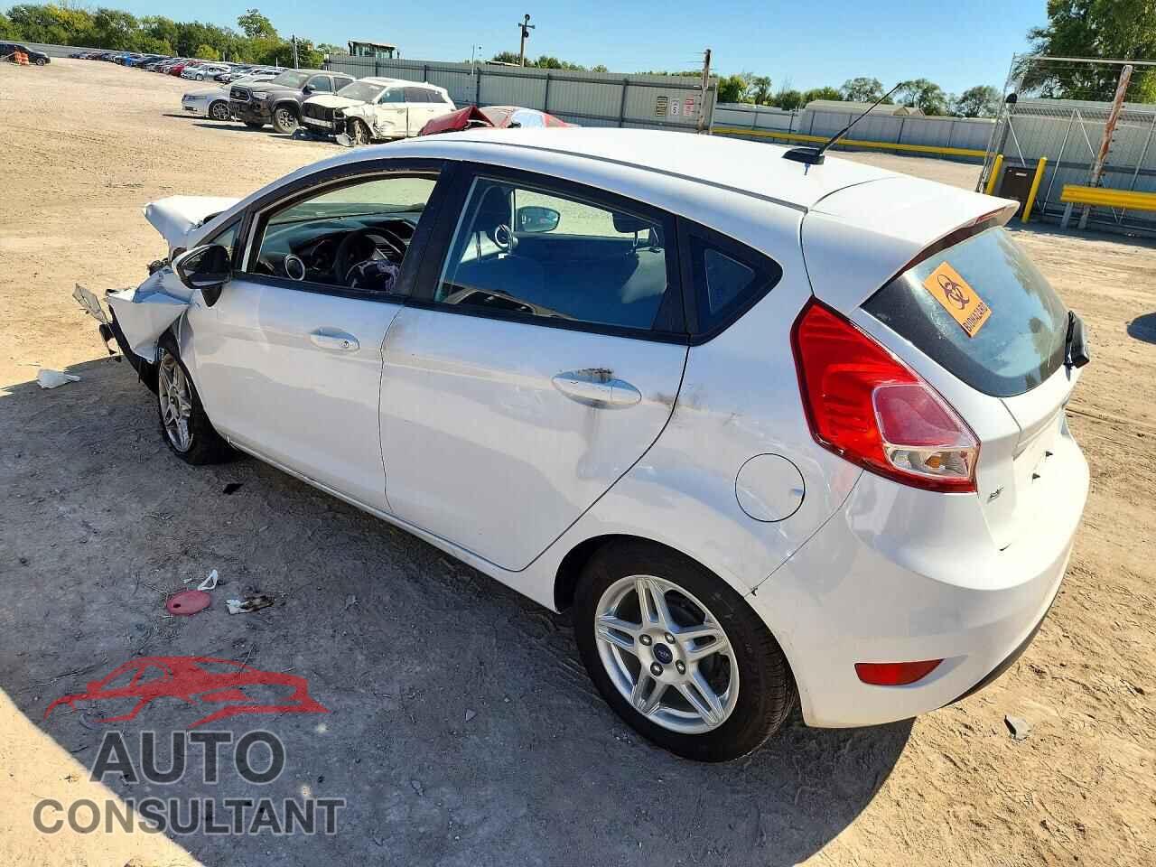 FORD FIESTA 2017 - 3FADP4EJ7HM131995