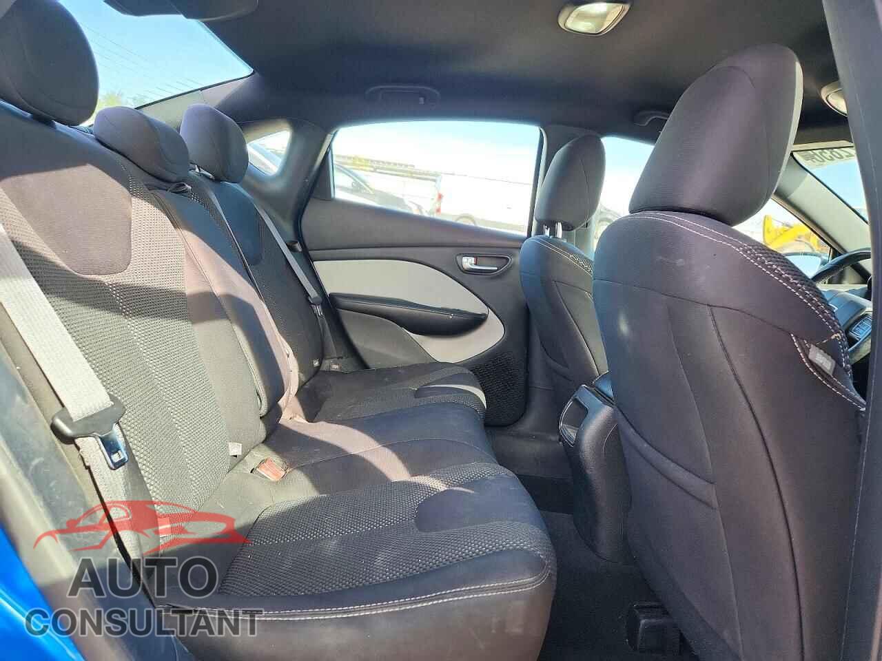 DODGE DART 2015 - 1C3CDFBB0FD238388