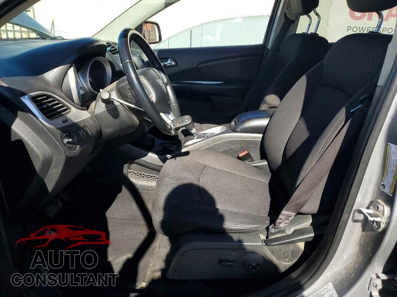 DODGE JOURNEY 2017 - 3C4PDCBG2HT676303
