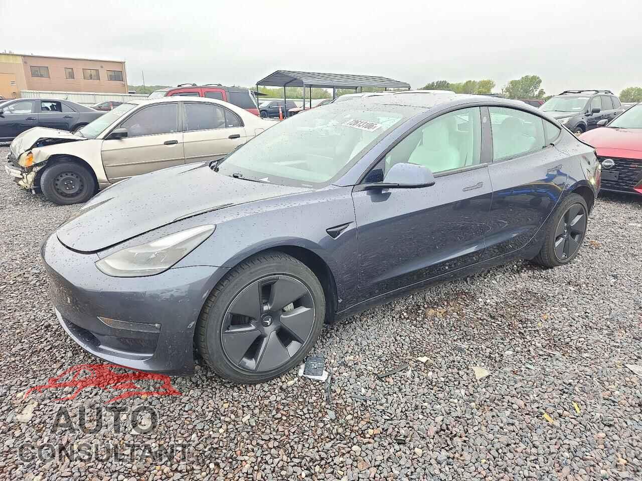 TESLA MODEL 3 2021 - 5YJ3E1EB0MF013286