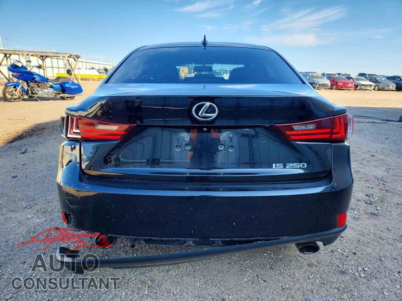 LEXUS IS 2015 - JTHBF1D25F5052307
