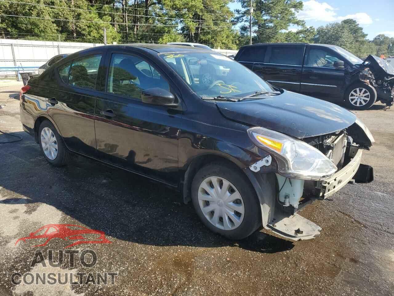 NISSAN VERSA 2019 - 3N1CN7AP3KL804126