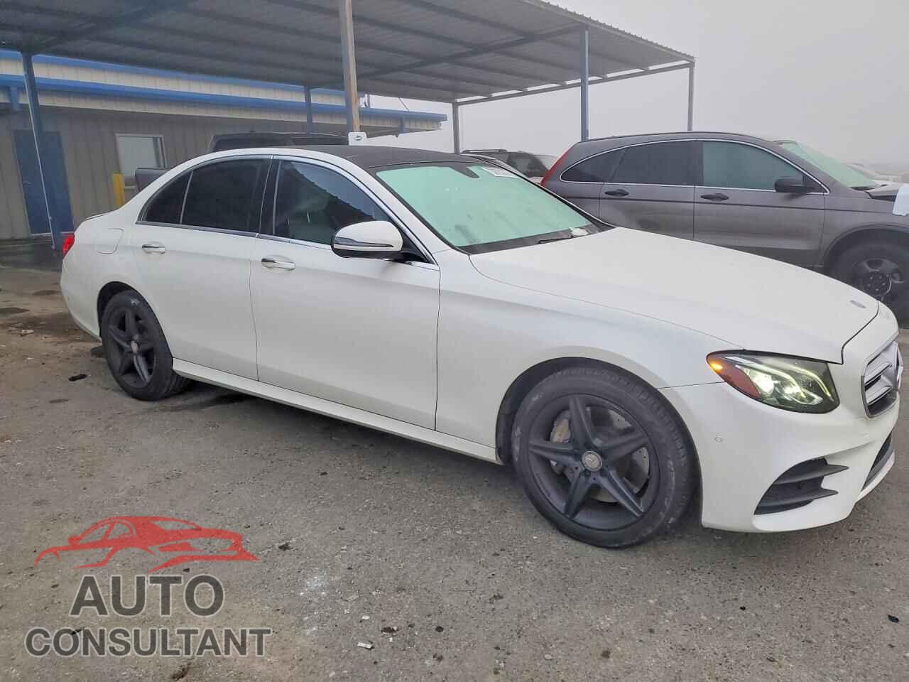 MERCEDES-BENZ E-CLASS 2017 - WDDZF4KB1HA047285