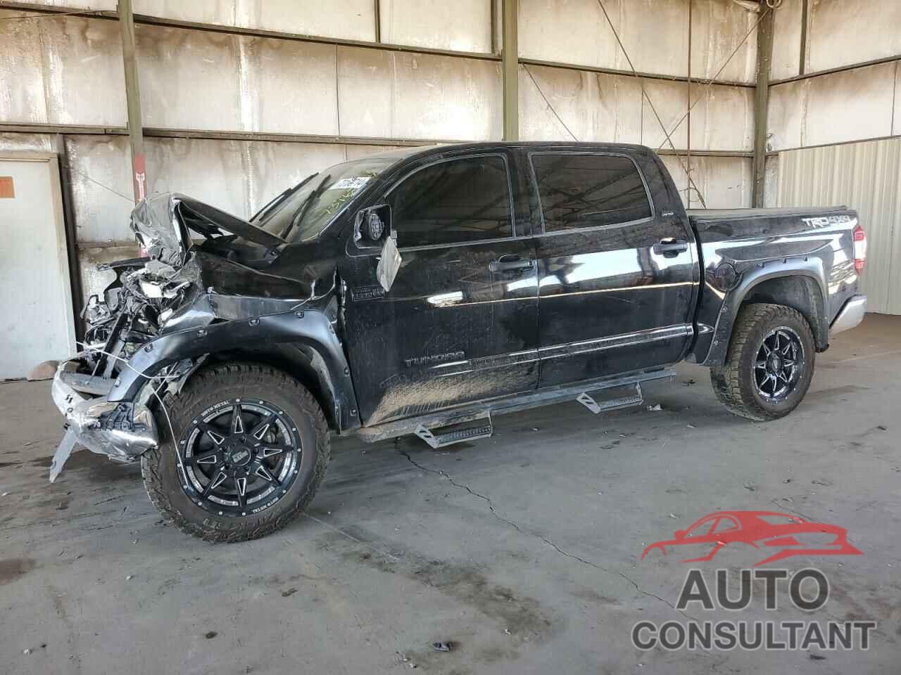 TOYOTA TUNDRA 2018 - 5TFDY5F15JX717249