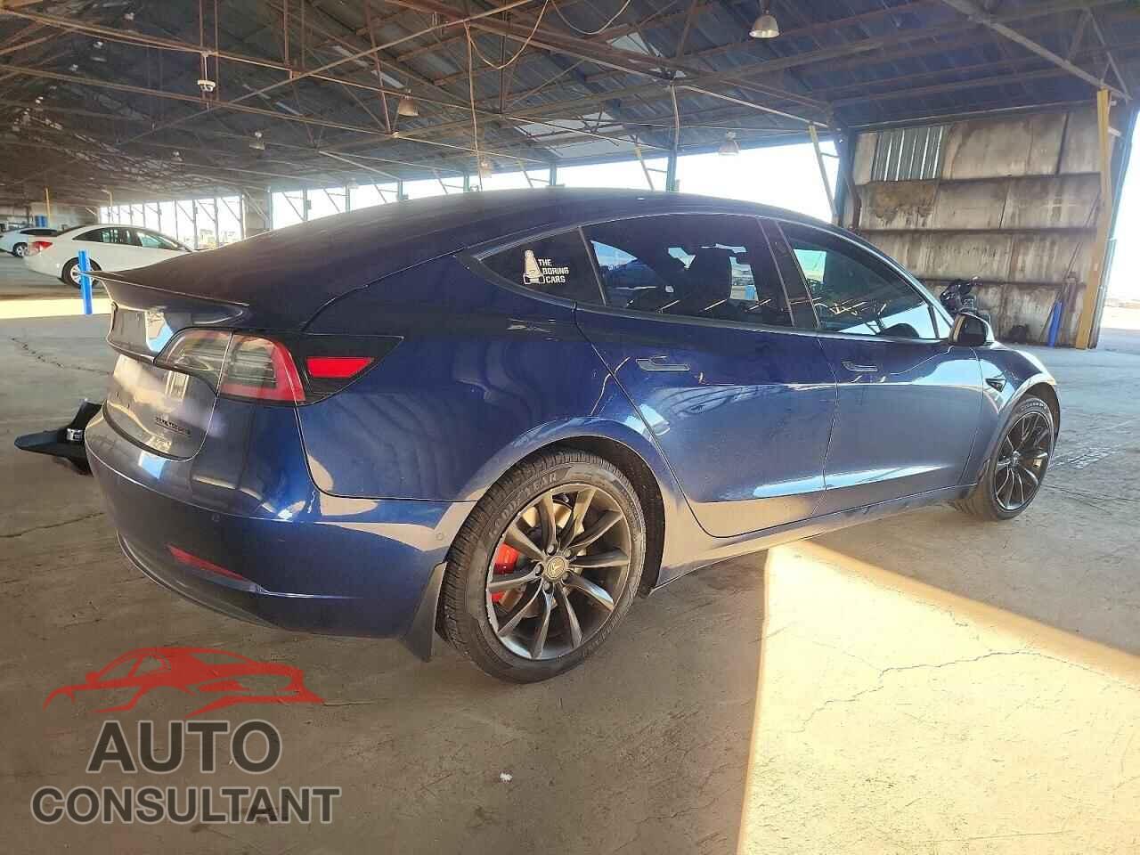 TESLA MODEL 3 2018 - 5YJ3E1EB2JF080757
