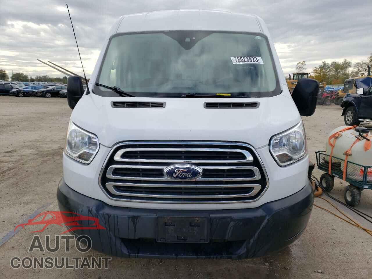 FORD TRANSIT 2017 - 1FTYR2CM7HKB32997