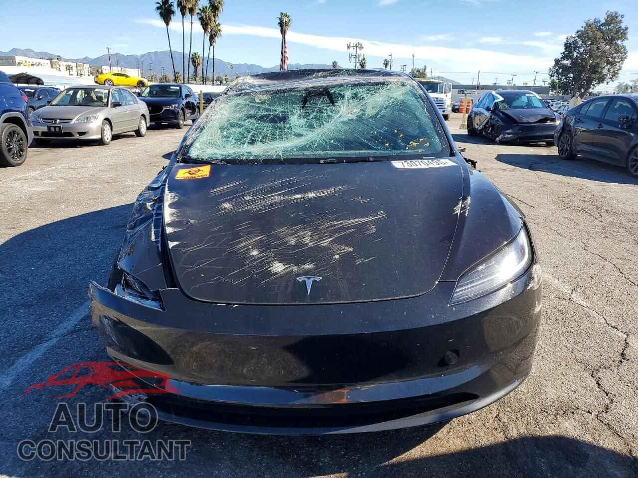 TESLA MODEL 3 2025 - 5YJ3E1EA2SF937832