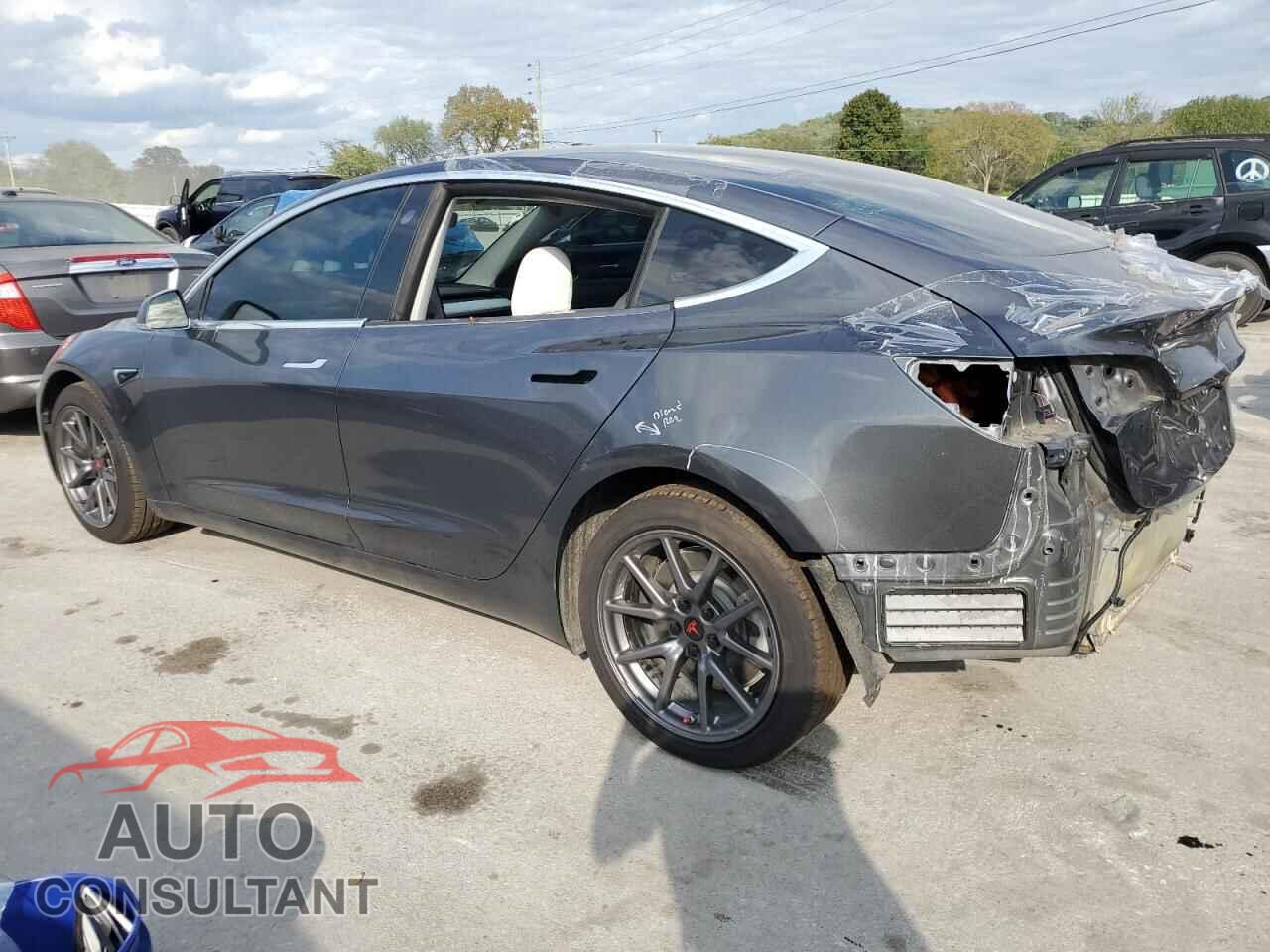 TESLA MODEL 3 2018 - 5YJ3E1EA0JF155589