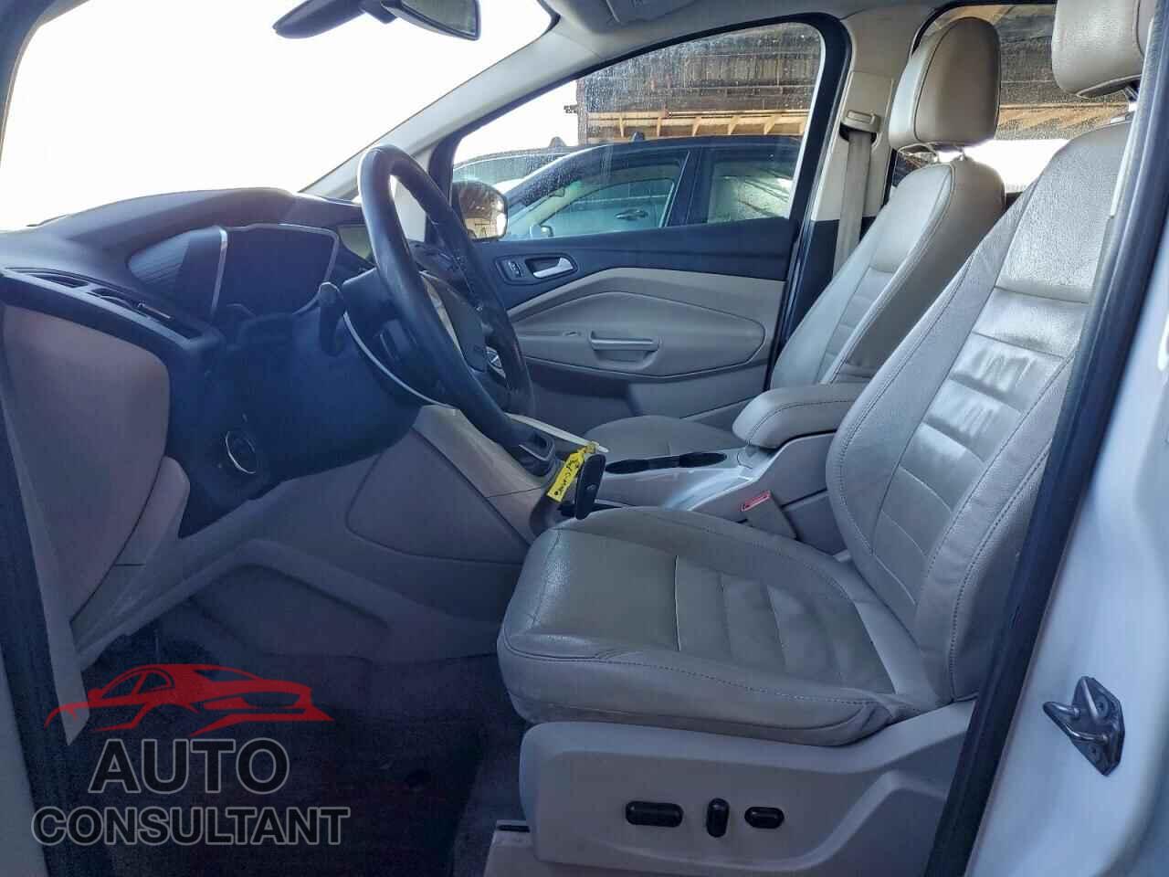 FORD CMAX 2014 - 1FADP5CU9EL521223