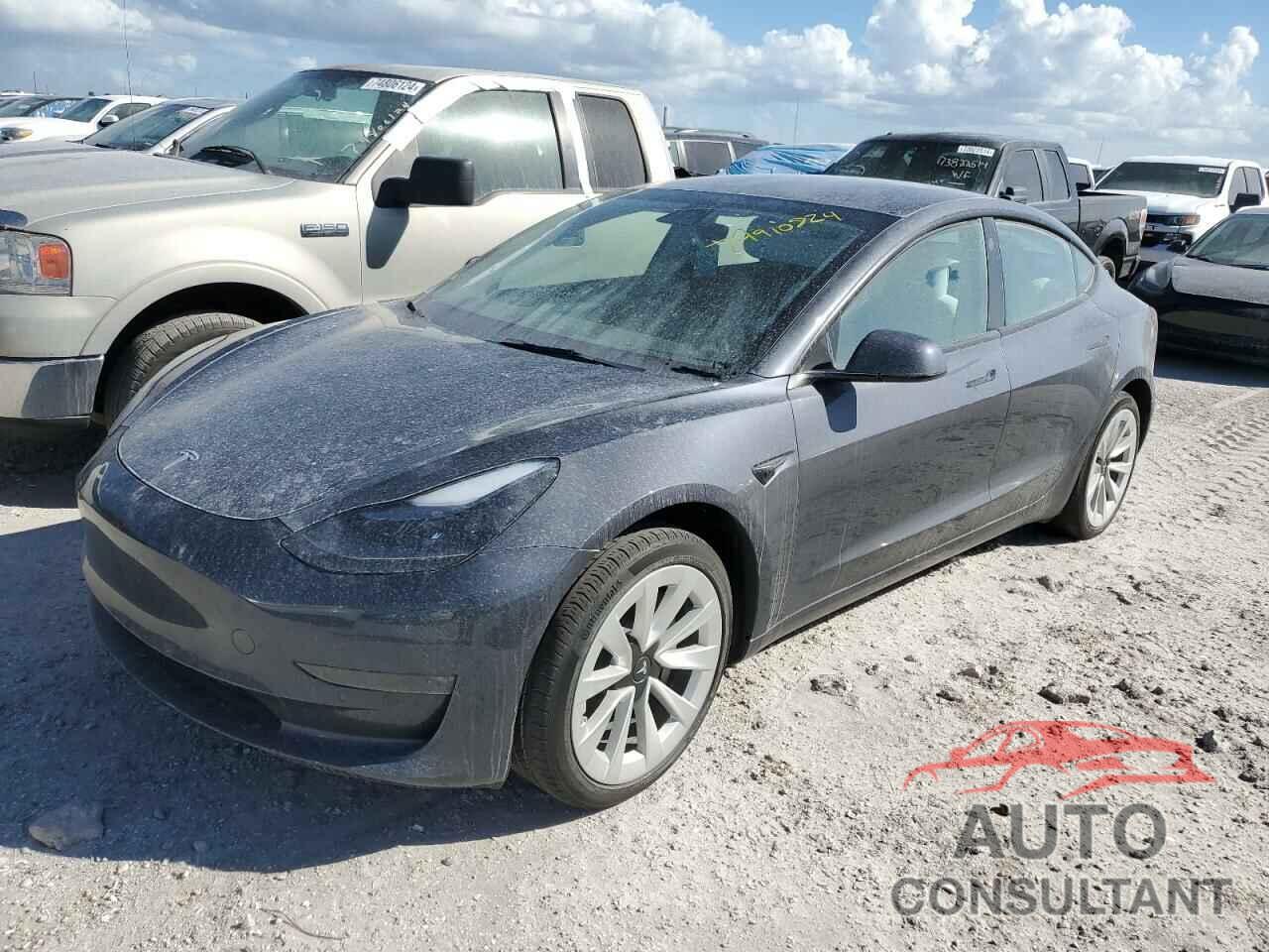 TESLA MODEL 3 2022 - 5YJ3E1EB3NF328634