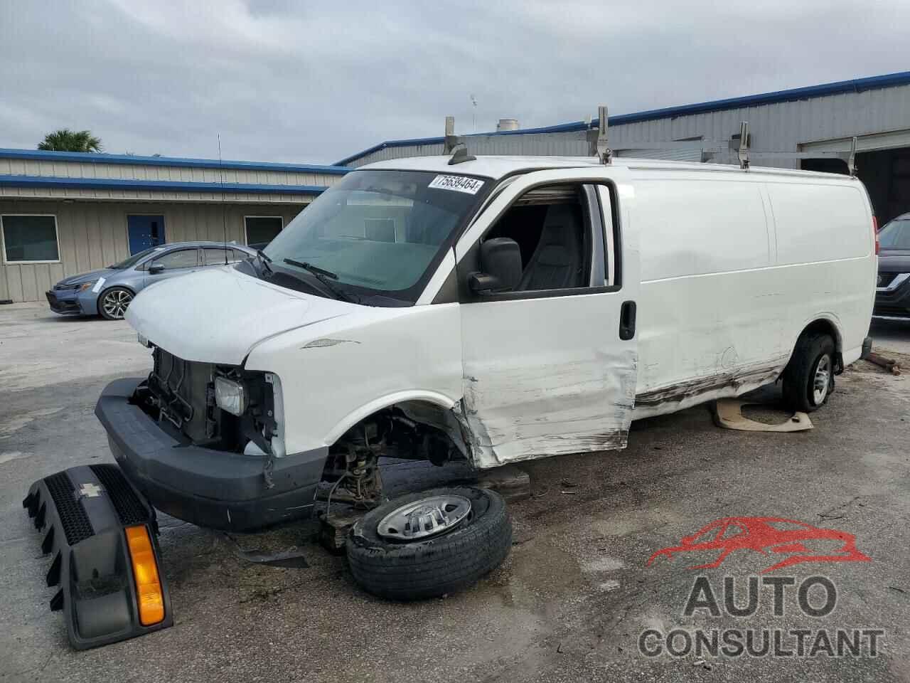 CHEVROLET EXPRESS 2017 - 1GCWGBFF9H1112976