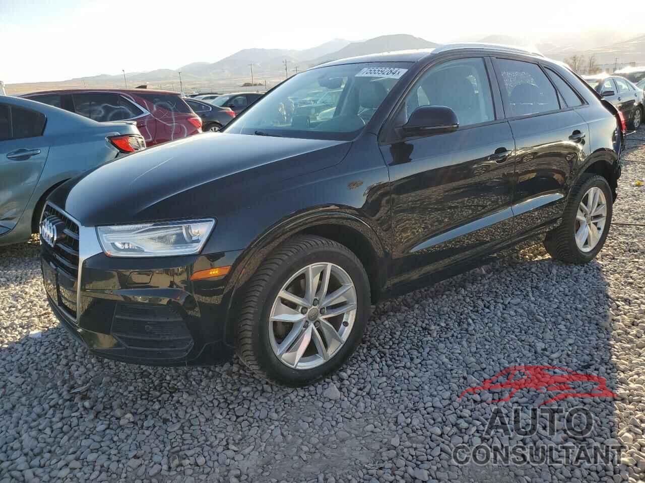 AUDI Q3 2017 - WA1ECCFS4HR000897