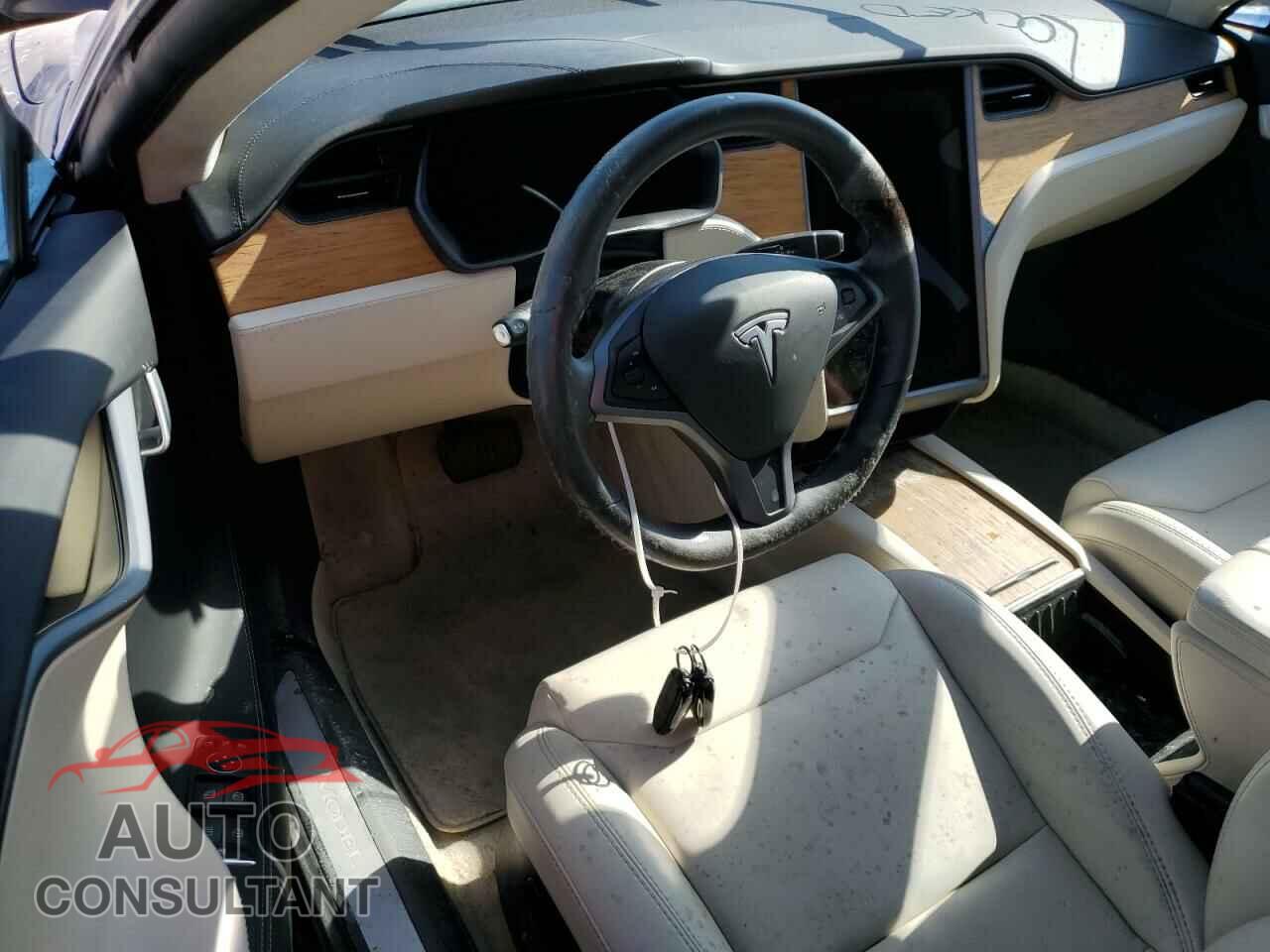 TESLA MODEL S 2018 - 5YJSA1E21JF274767