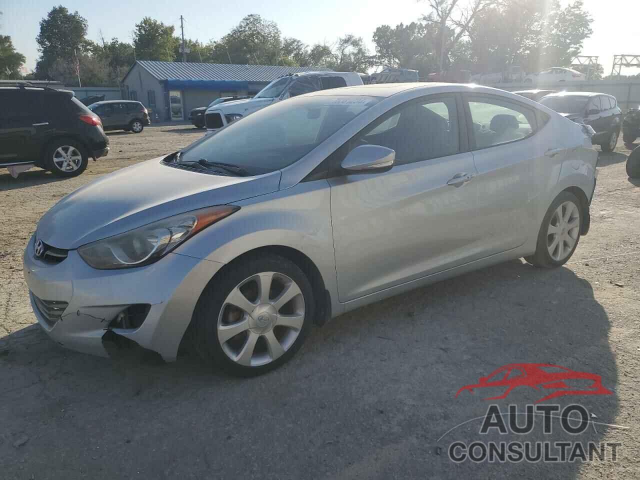 HYUNDAI ELANTRA 2013 - 5NPDH4AE5DH224627