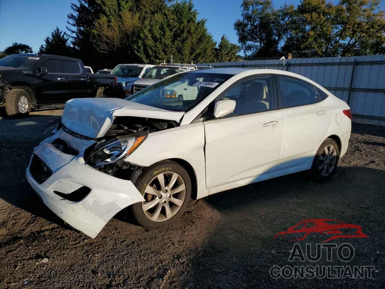 HYUNDAI ACCENT 2013 - KMHCU4AE5DU284304