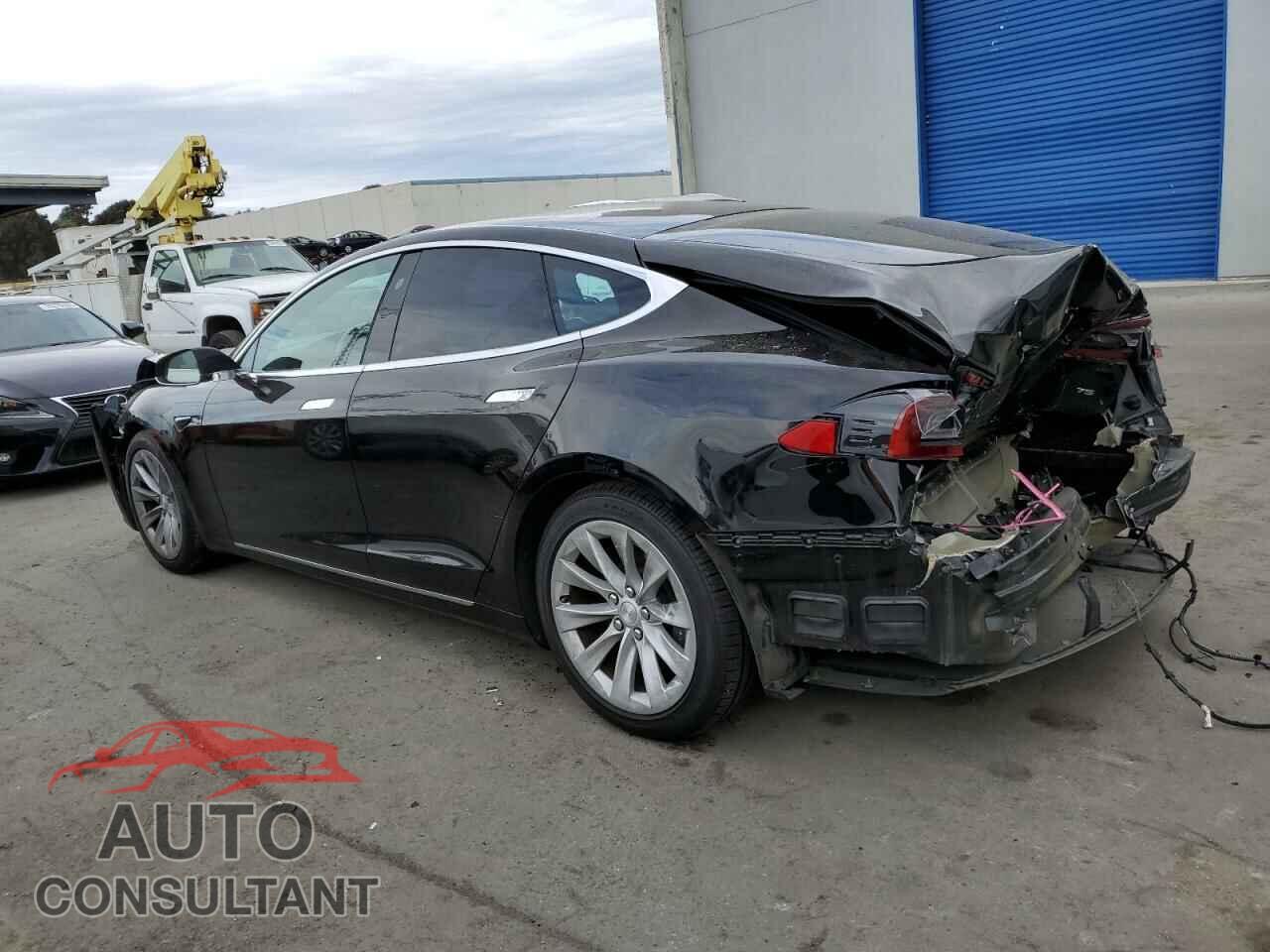 TESLA MODEL S 2017 - 5YJSA1E12HF228477