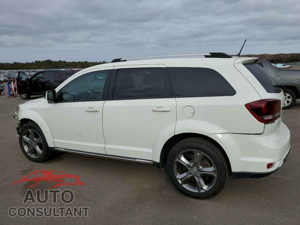 DODGE JOURNEY 2017 - 3C4PDCGB3HT582654
