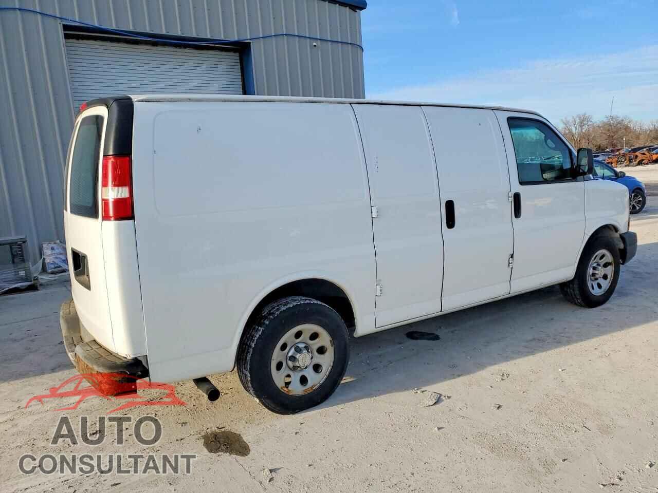 CHEVROLET EXPRESS 2014 - 1GCSGAFX3E1148496