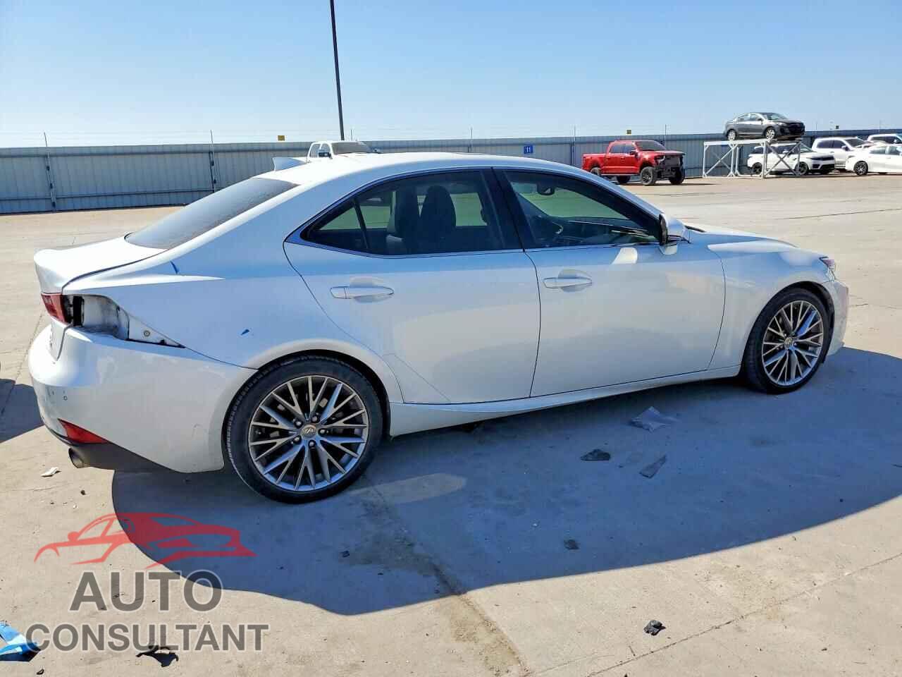 LEXUS IS 2015 - JTHBF1D22F5068657