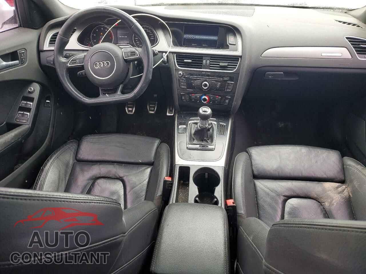 AUDI A4 2015 - WAUDFCFL9FN003751