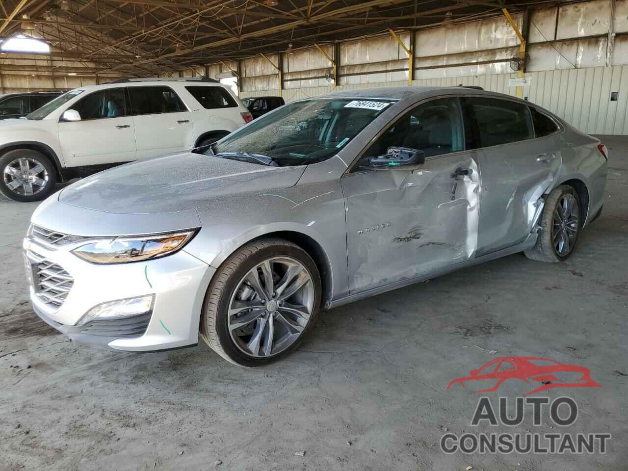 CHEVROLET MALIBU 2022 - 1G1ZD5ST2NF174374