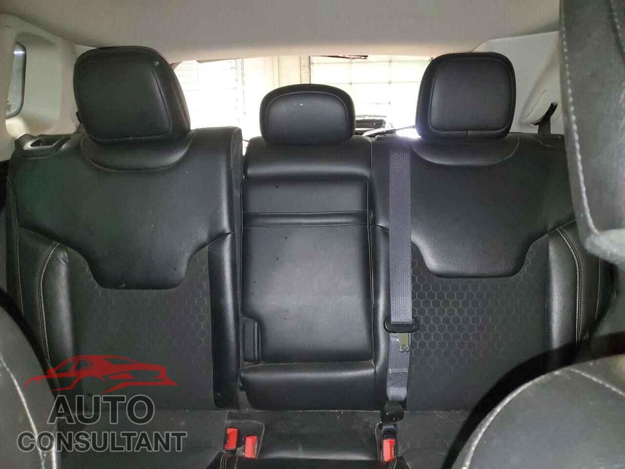 JEEP COMPASS 2018 - 3C4NJDBB2JT433896
