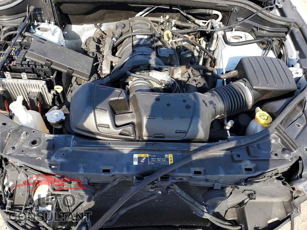 DODGE DURANGO 2021 - 1C4SDJFT4MC659353