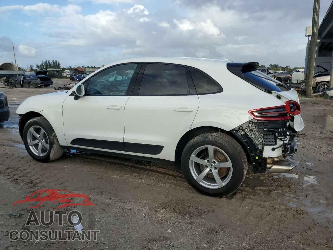 PORSCHE MACAN 2018 - WP1AA2A51JLB03319