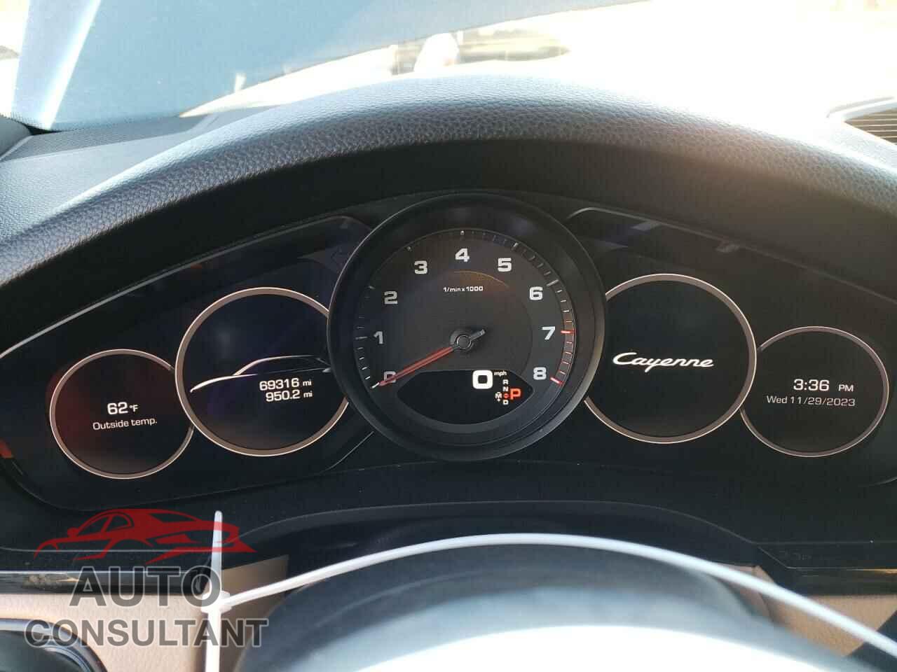 PORSCHE CAYENNE 2019 - WP1AA2AY5KDA10535