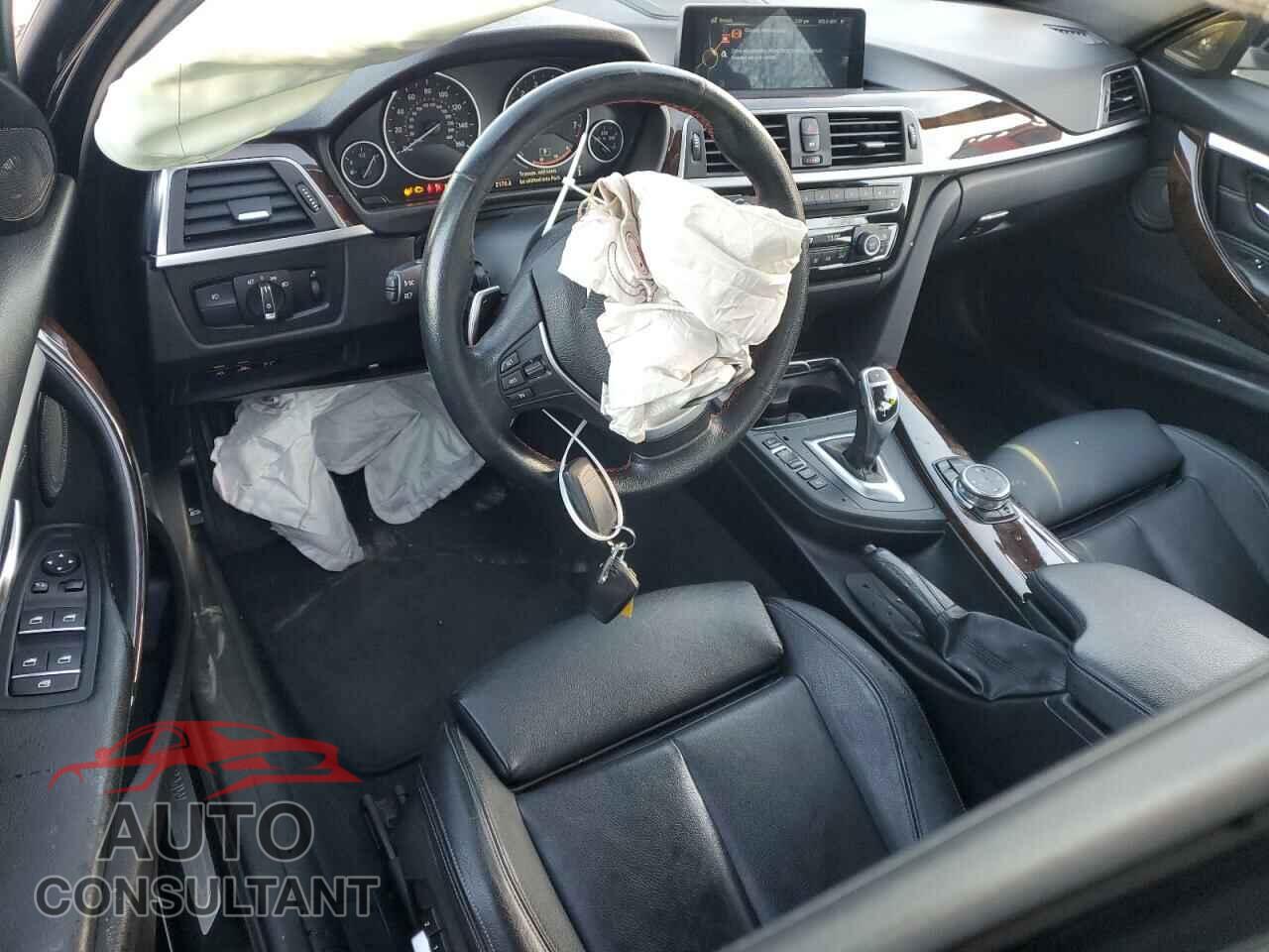 BMW 3 SERIES 2016 - WBA8E3G58GNU04018