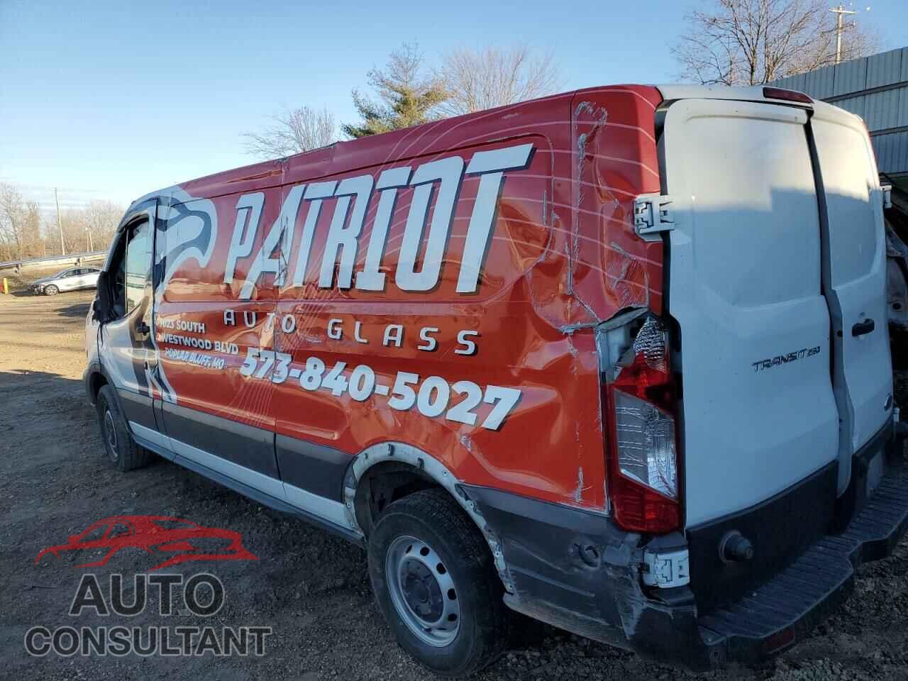 FORD TRANSIT 2017 - 1FTYR2YM2HKB54947