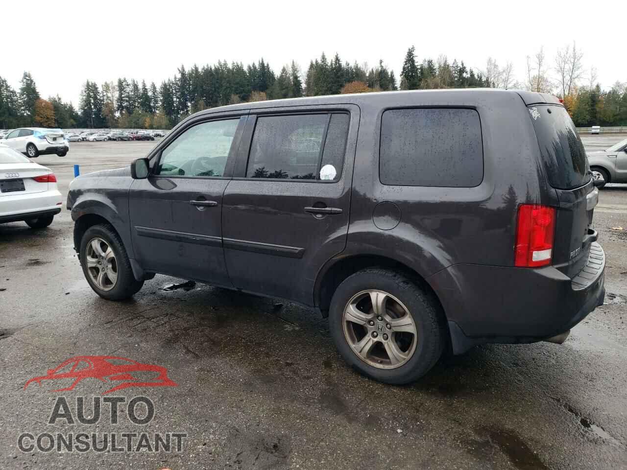 HONDA PILOT 2012 - 5FNYF4H52CB048601